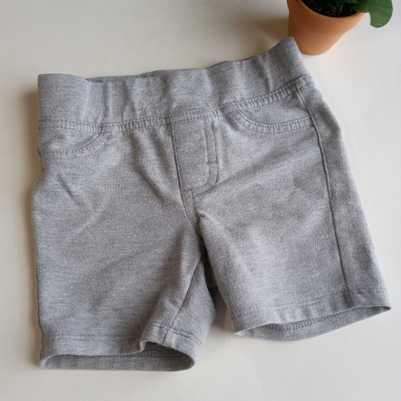 Girl shorts bundle 2 pairs 2T Toddler - Picture 5 of 5